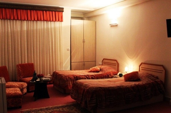 اتاق دو تخته توئین هتل قصر اسکو